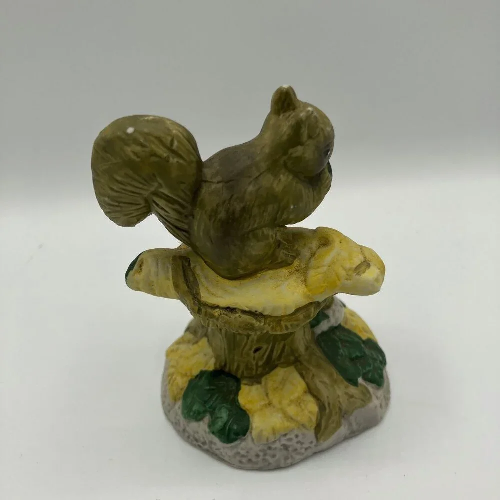 Ceramic Two Squirrels on a Stump Hobbyist Piece Hand Painted‎ 4